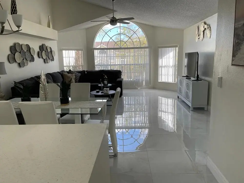 Grand Luxury 3BR Penthouse Near Disney Parks 2