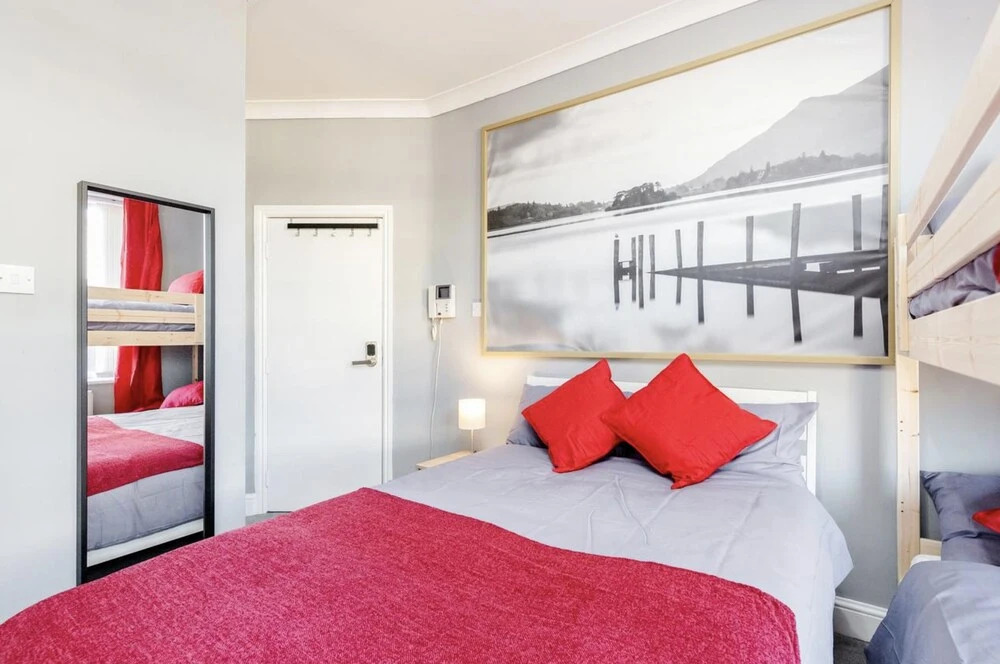 Ryam Suites