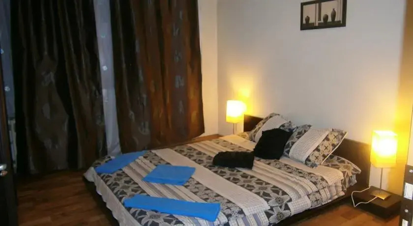 Maya Apartment Triumf