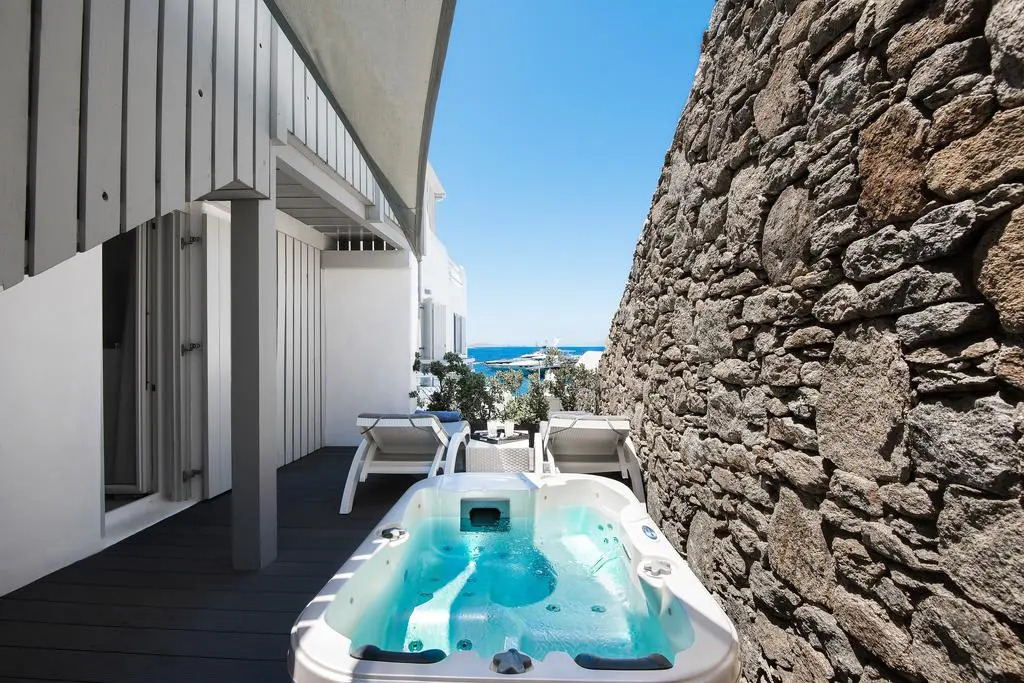 Riva Suites