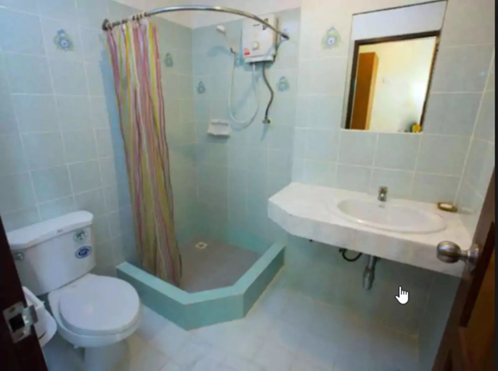OYO 320 Regent 2002 Guest House