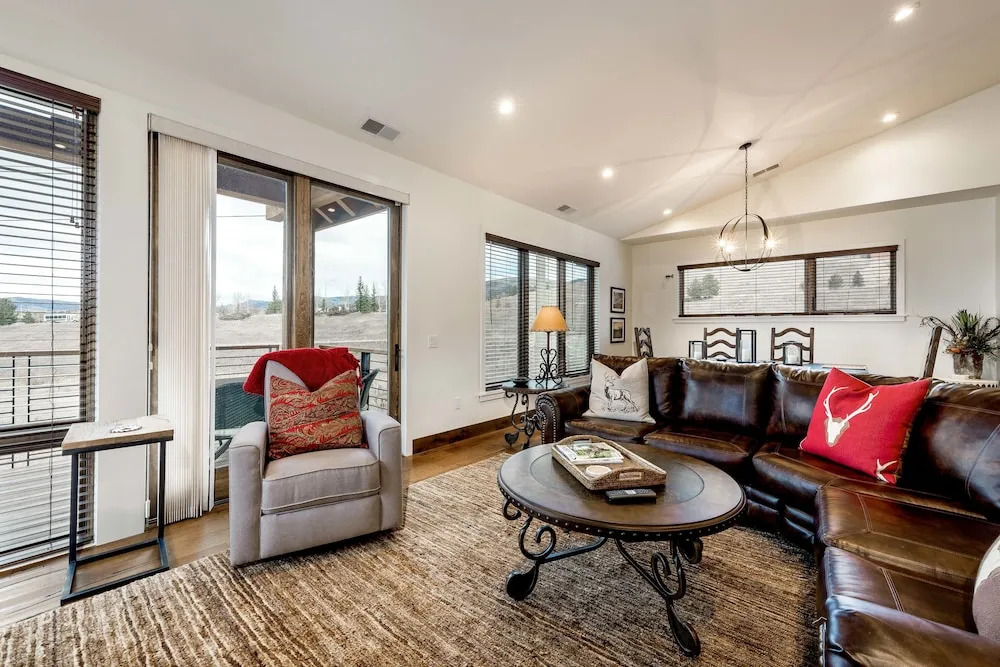 1470 Bangtail Way Condo Unit B