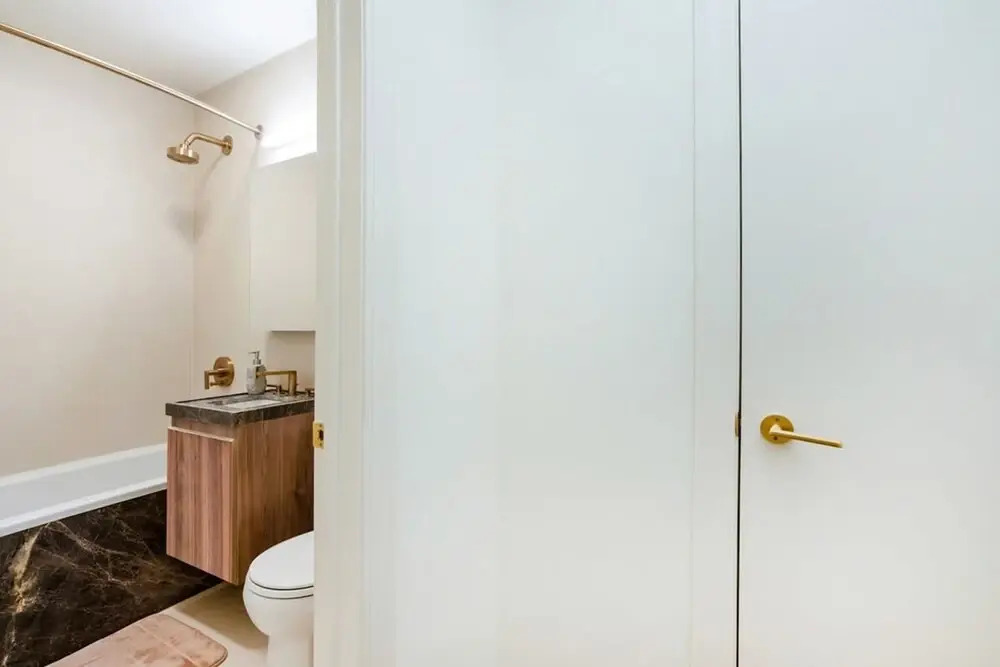 52-3de Newly Renovated 2BR BTH Midtown East