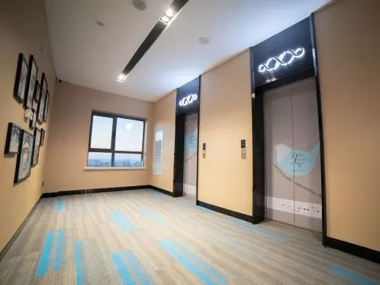 Xana Lite Hotel (Changchun Sasseur Outlets)