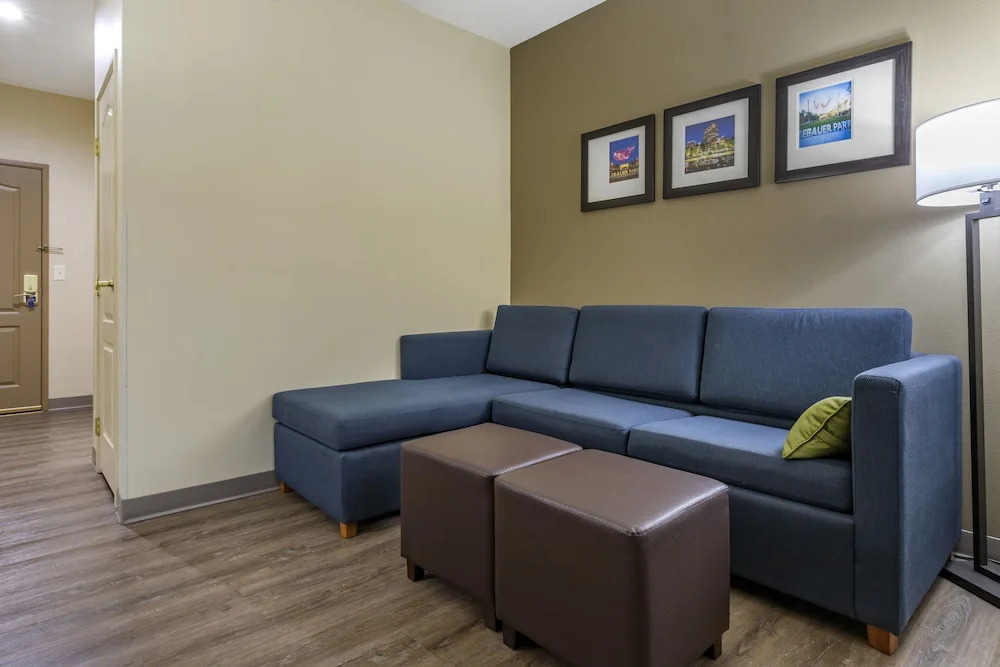 Country Inn & Suites By Carlson, High Point, NC