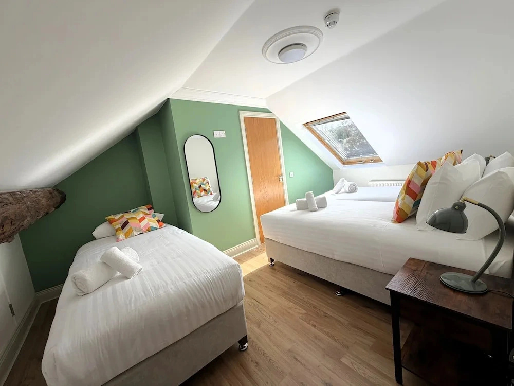 Westport Rooms