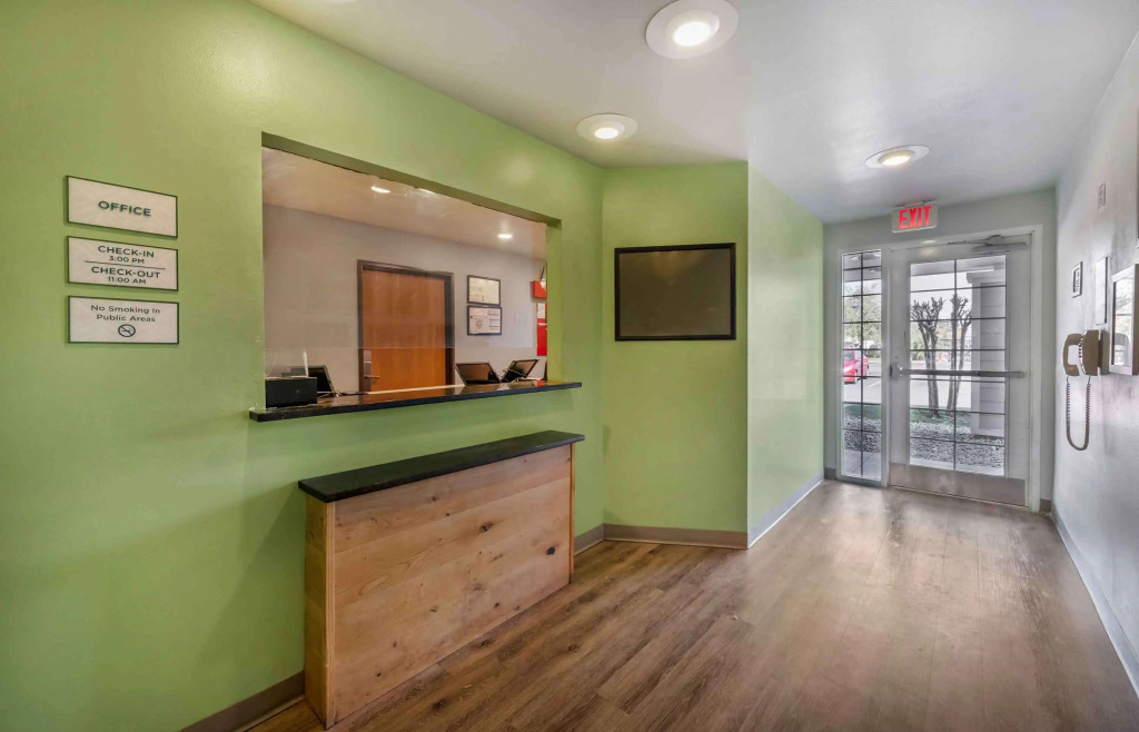 Extended Stay America Select Suites - Orlando - Sanford - Airport