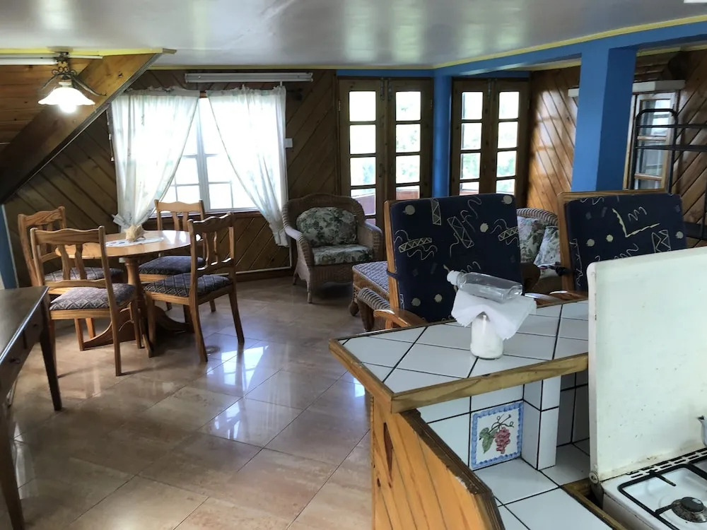 Coco Mango Suites