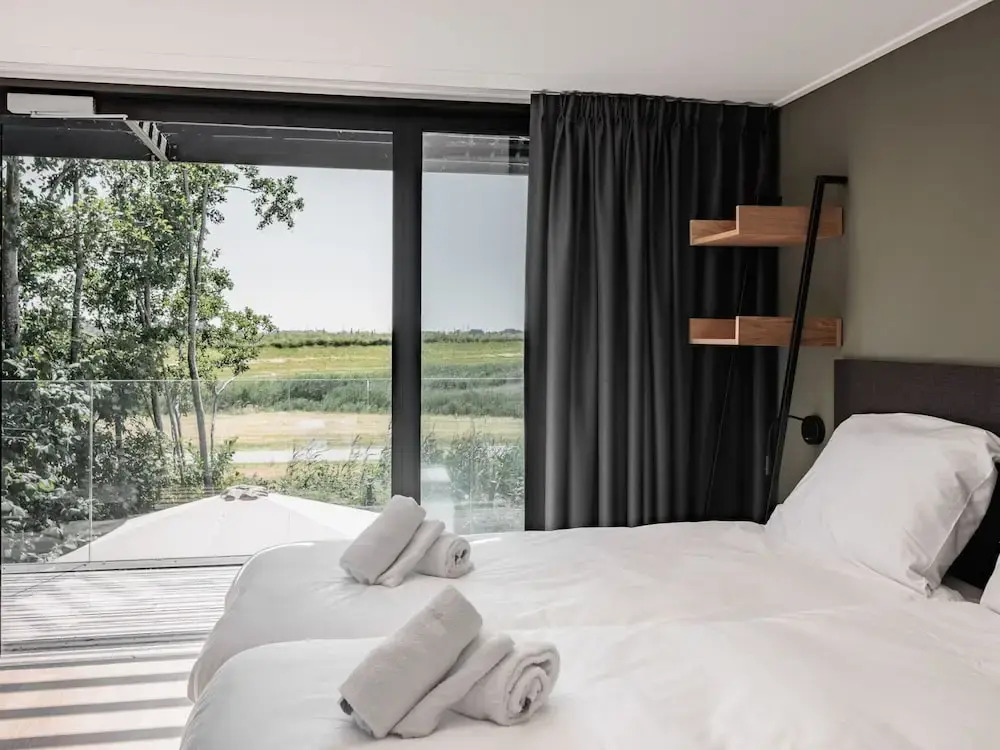 Luxurious Lodge in a Holiday Park