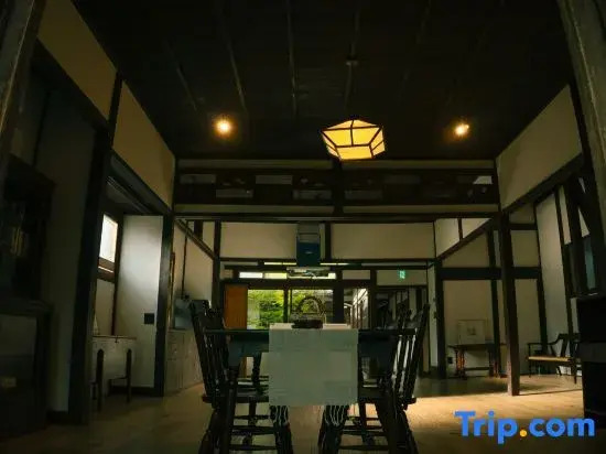 Oito 美しい街並みに佇む喫茶と宿