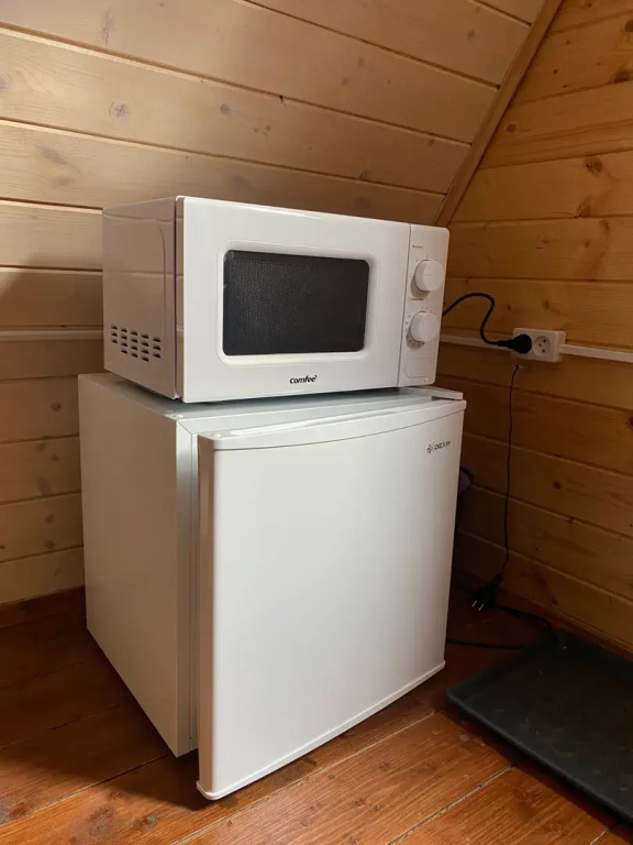 Избушка в лесу