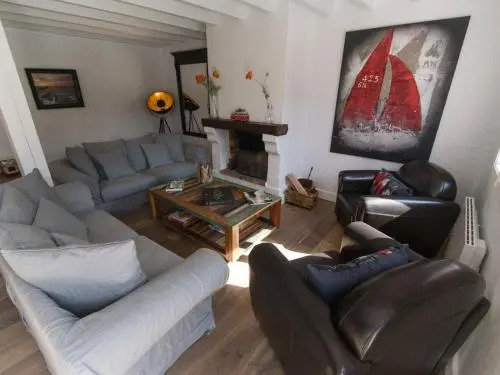 Apartment Rs07