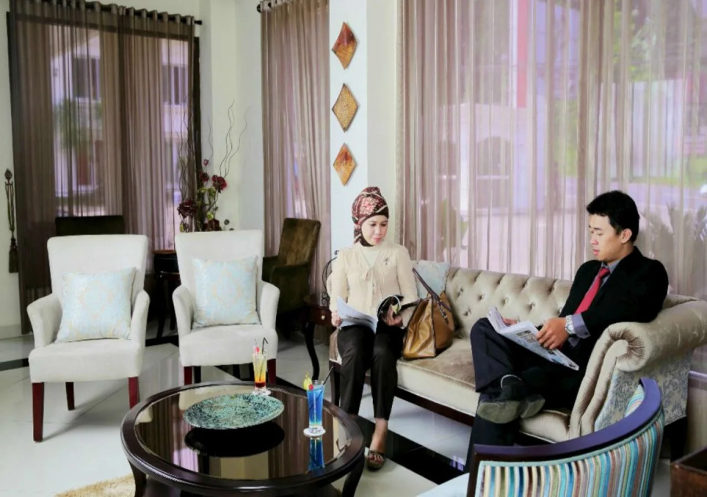Rizen Premiere Hotel