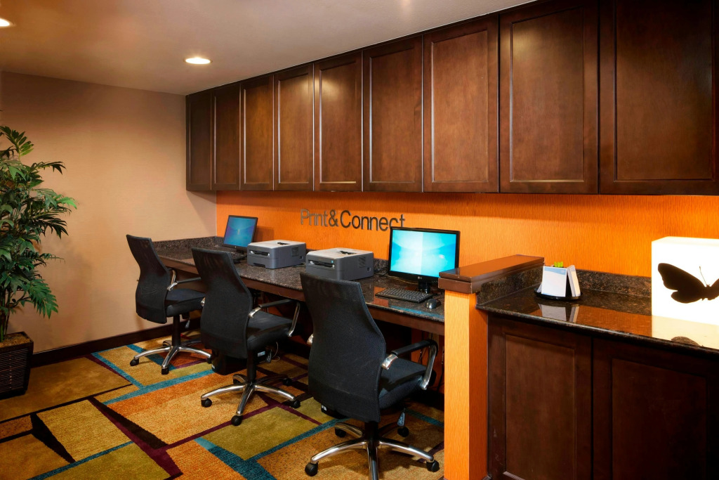Fairfield Inn & Suites Houston Intercontinental Airport