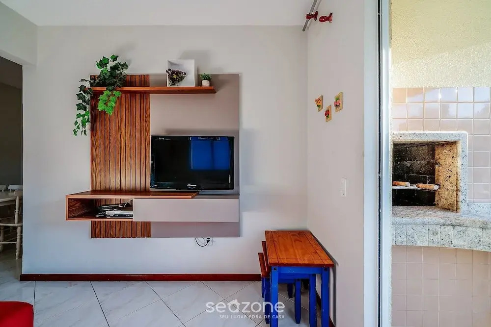 Apt W/barbecue 3 Minutes From Bombas Beach Fdl101