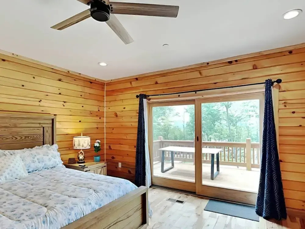 Fortune Mountain Retreat by Taylor Made Deep Creek