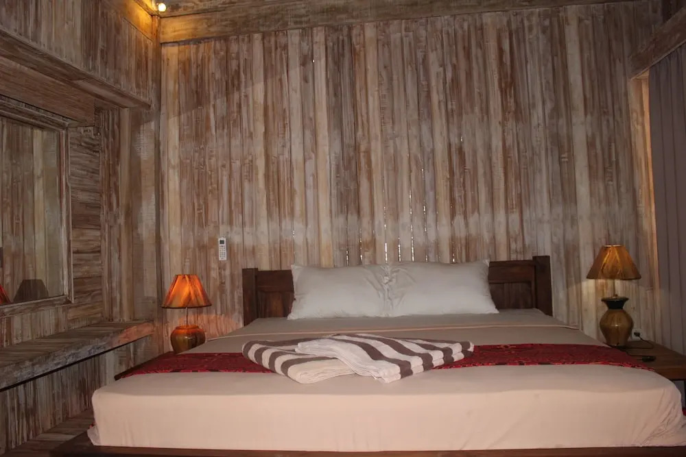 Youpy Bungalows