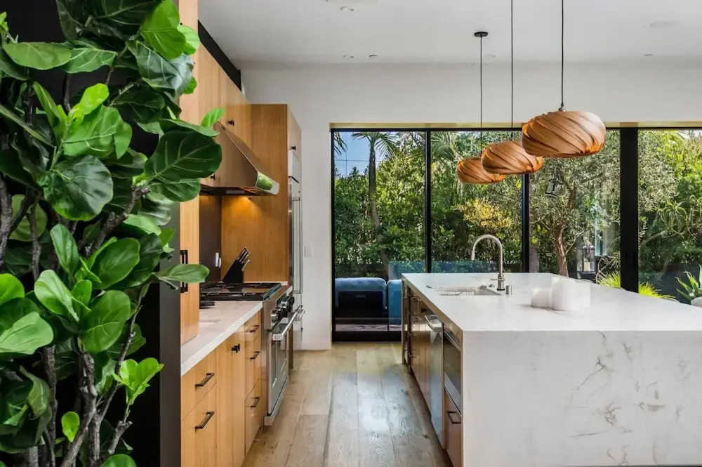 The Bella Villa Venice Beach - luxury interior design - spa and terrace