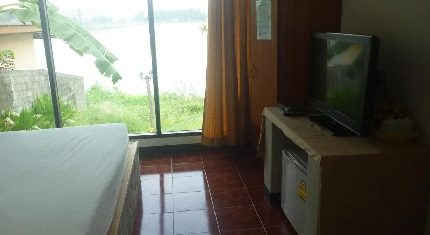 Baan Din Baramee Resort