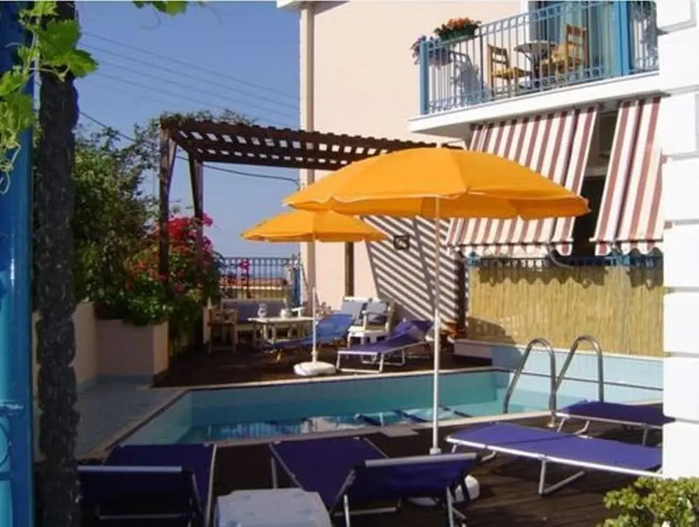Villa Kourkoumelata