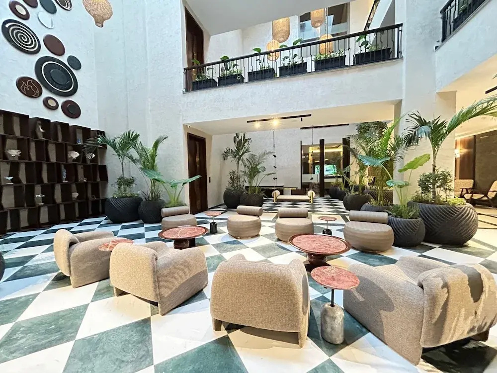 Omaya Suites