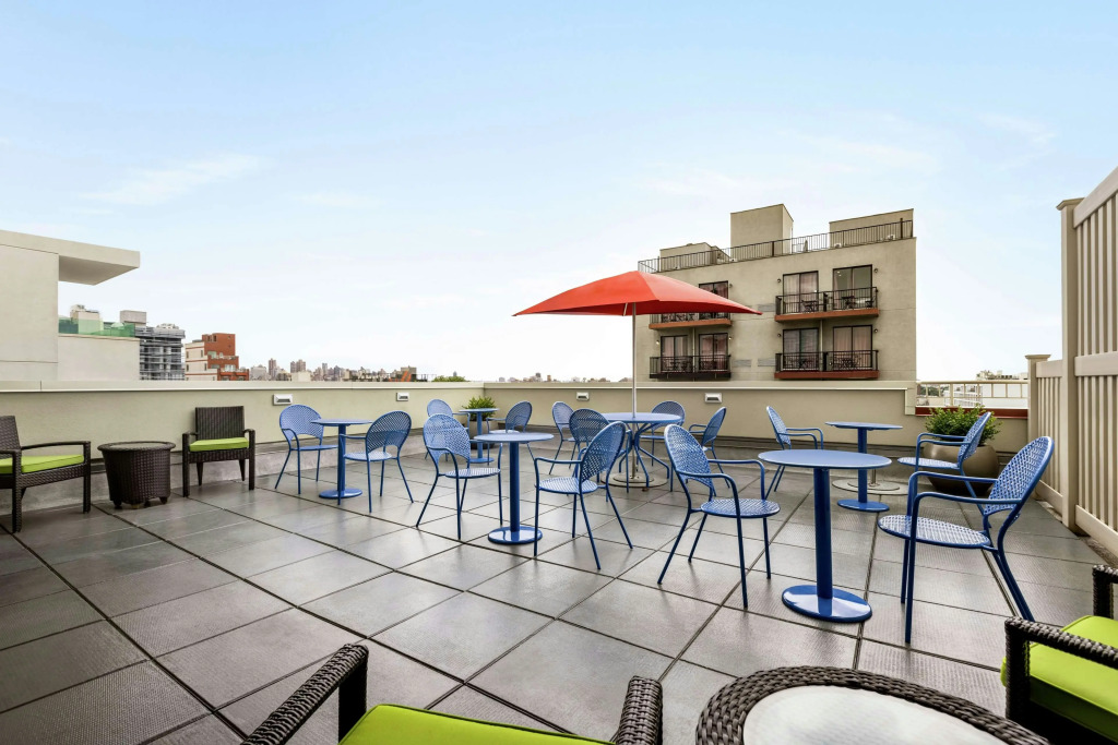 Home2 Suites Long Island City/Manhattan View