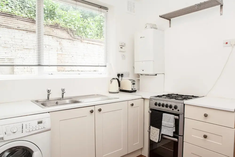 Lovely 1 Bed Self-Contained Flat in Greenwich