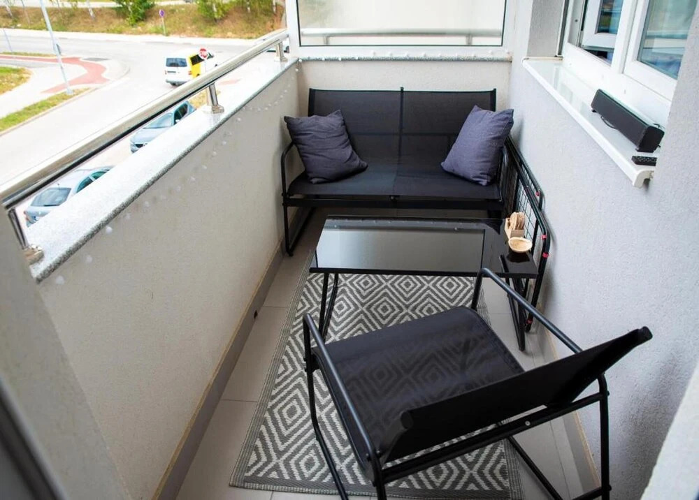 Beautiful Athena Apartment Located in Lukavica