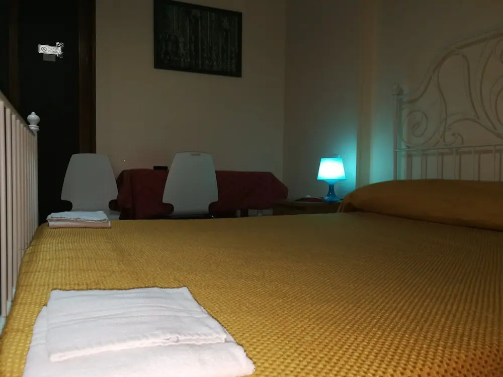 Atrium Rooms