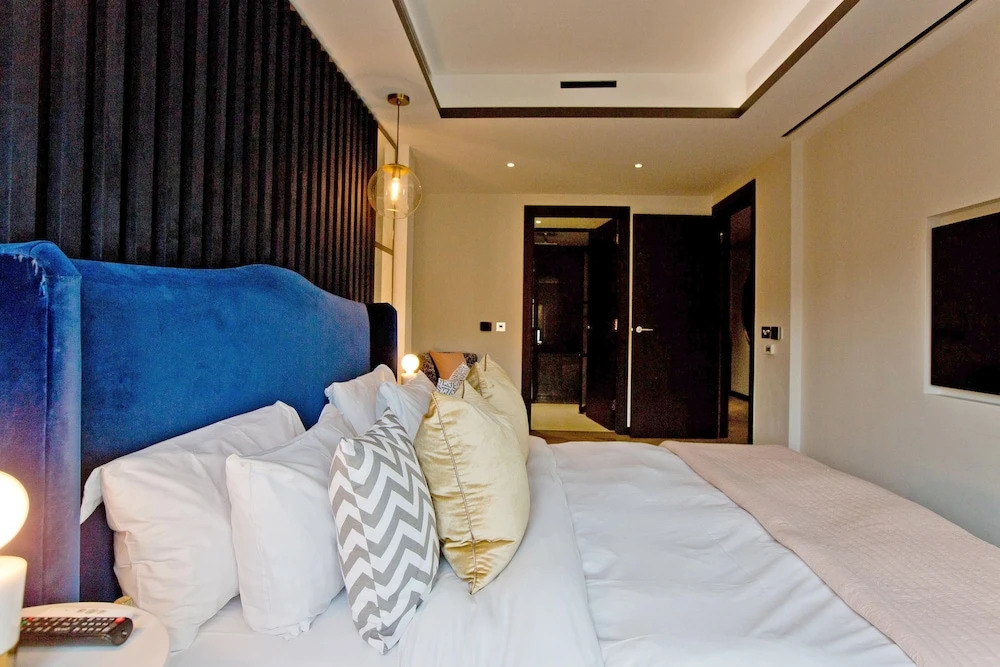 3-bed Deluxe Apt 413