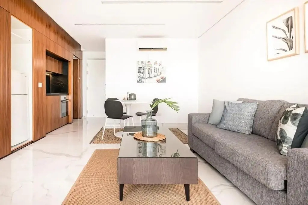 2Br Seaview