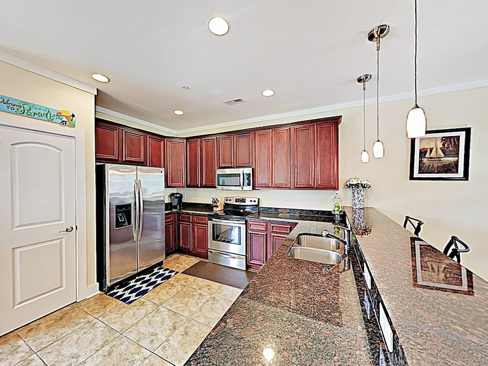 2732 Kashton Drive Home 3 Bedrooms 2.5 Bathrooms Home