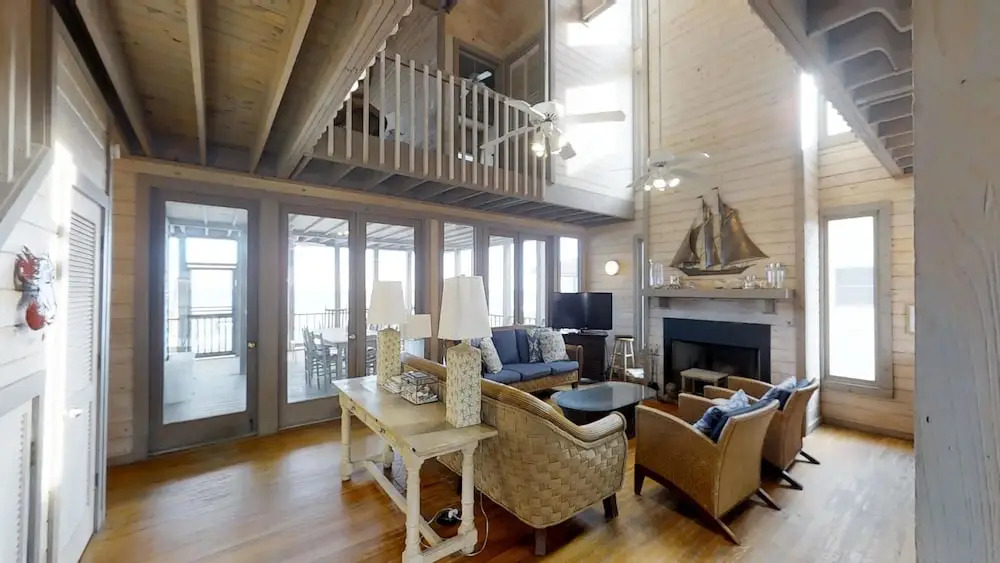 Anchorage - 6 Br Home
