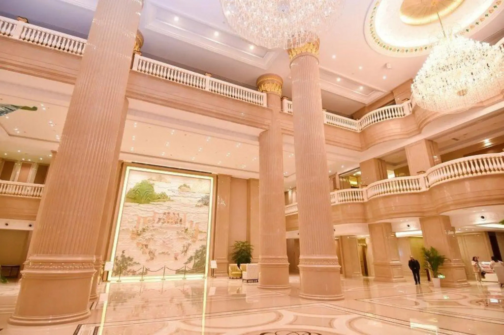 Taizhou Haiyan Jinling International Hotel