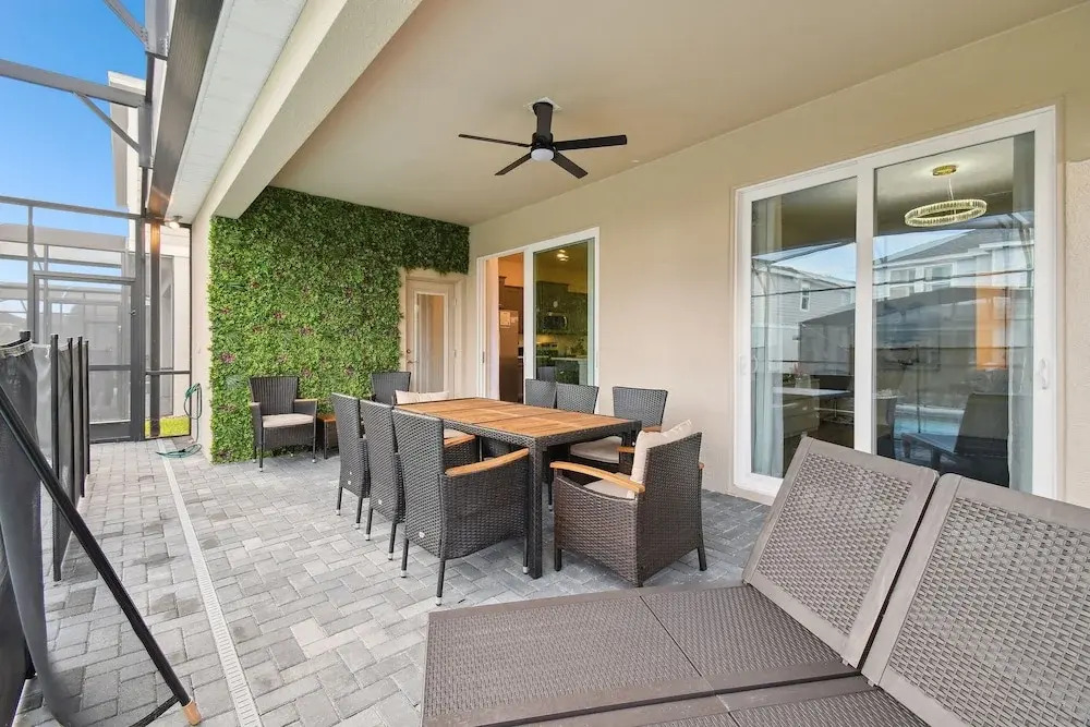5 BD En-suites, Game Room, Pool, Sleeps 14, Disney