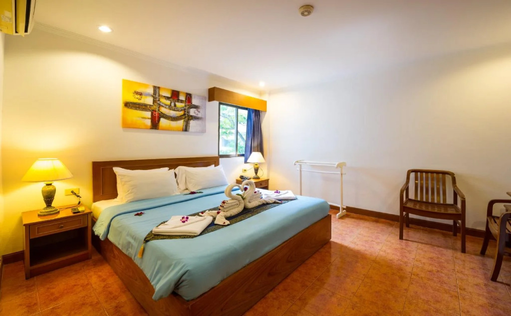 Patong Central Residence and Apartment
