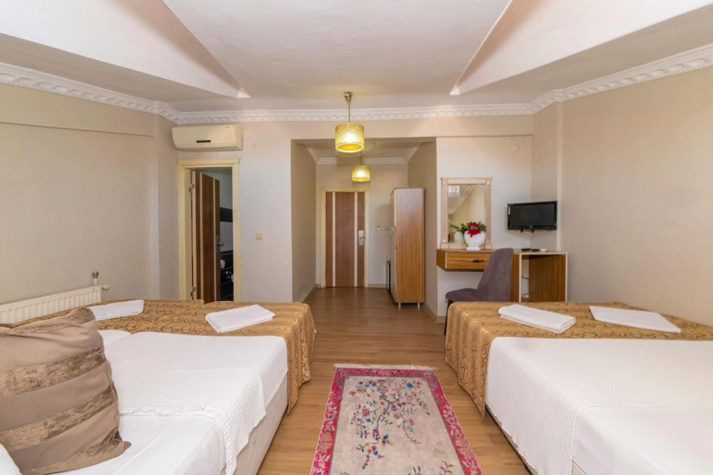 Ista Palace Hotel