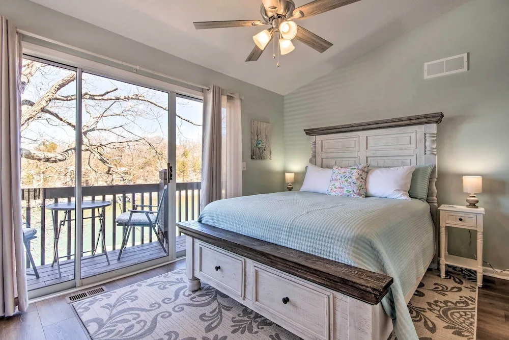 Private Boat Dock: Bright Lake Ozark Home!