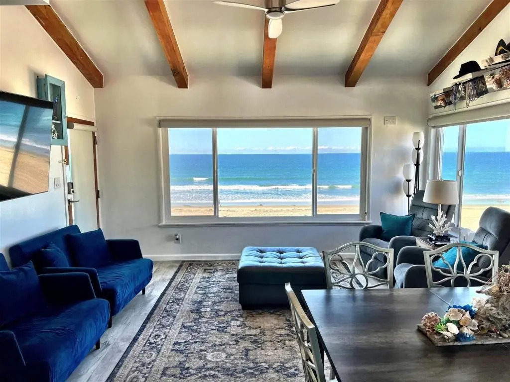 120-Oceanfront Penthouse 5