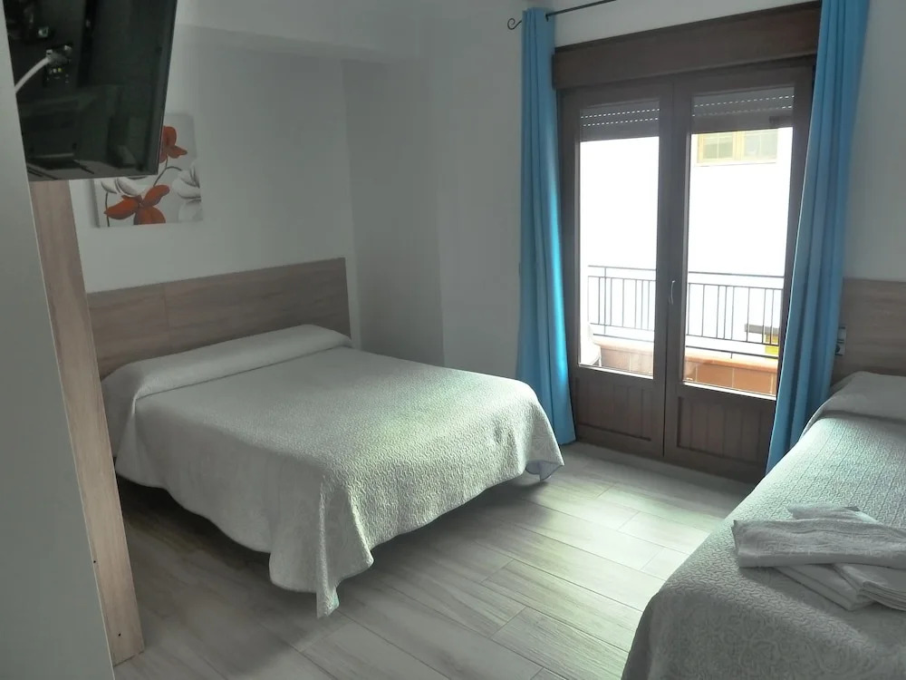 Hostal y apartamentos Casa Fermina