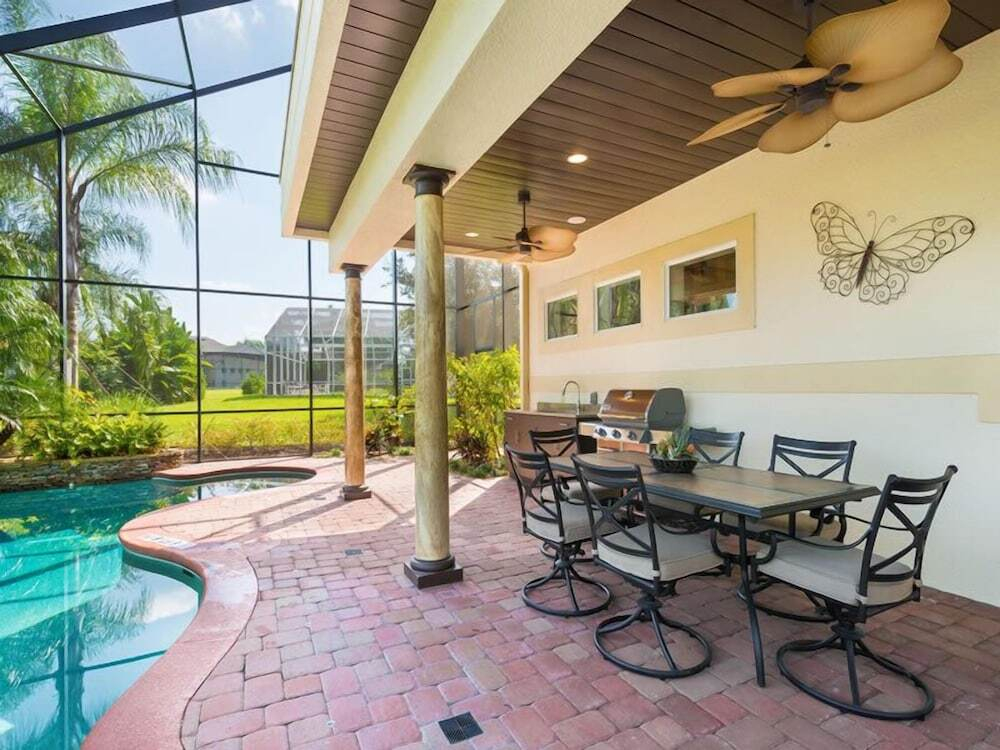 7905 Sea Pearl Circle