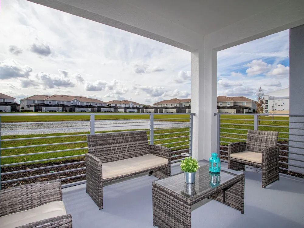 Marvelous 2 Bd Apt Close to Disney at Storey Lake 106 3121