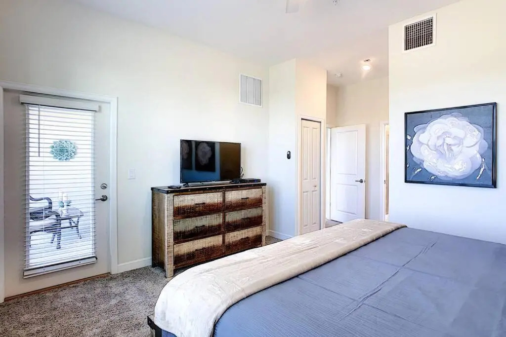 Luxury 2BR Thematic Condo in ChampionsGate