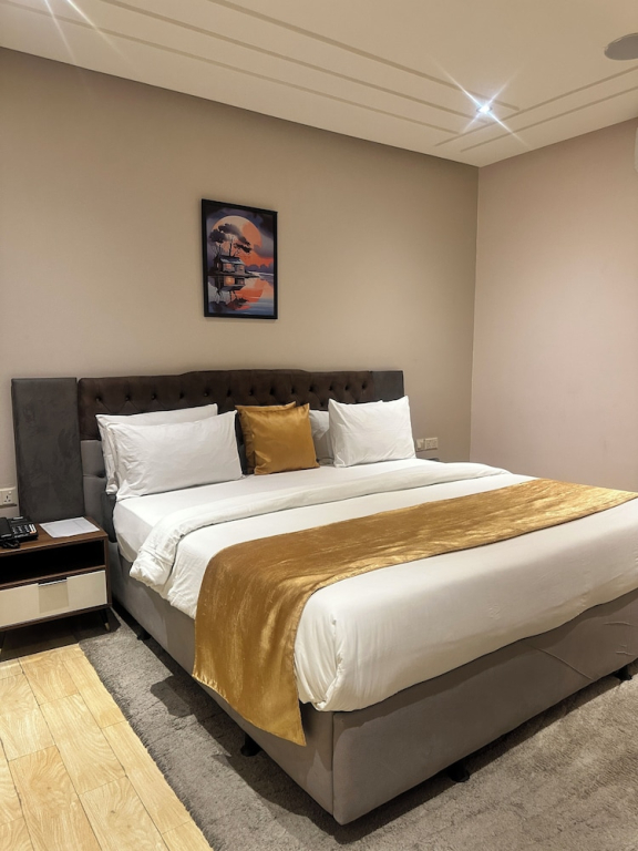 Vievely Suites and Apartments