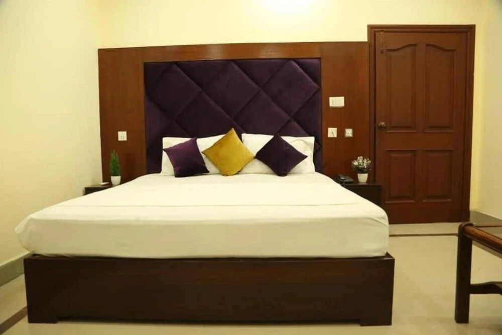 Hotel Royal Luxury Multan