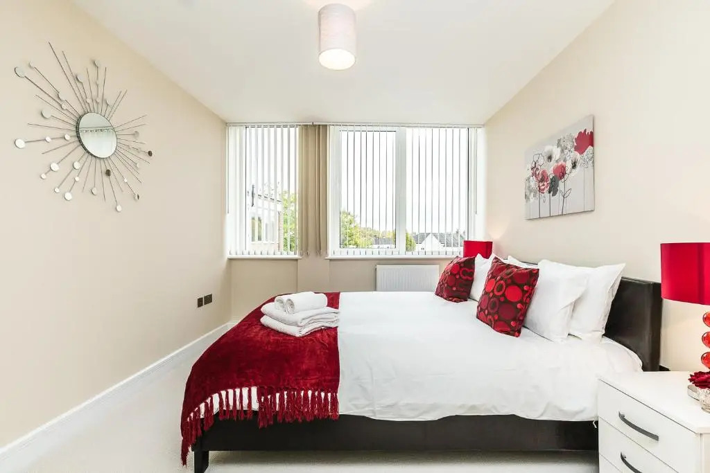 Harrow-on-the-Hill Apartments By Flying Butler