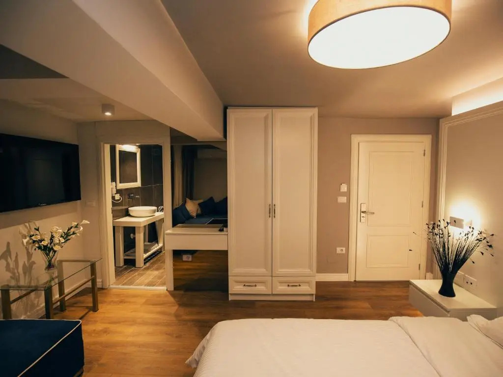 Hotel Romeo