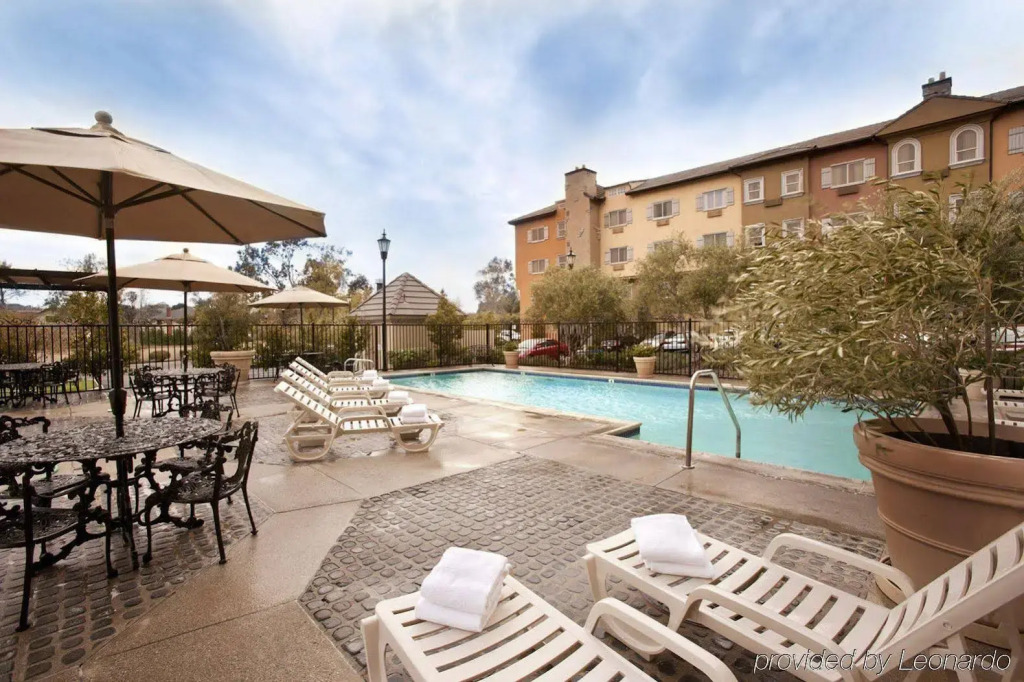 Ayres Hotel Costa Mesa Newport Beach
