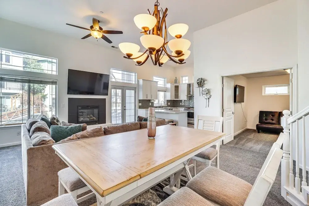 Theater Room, Fireplace: Home 5 Mi to Dtwn Reno!