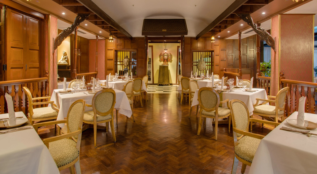 Отель The Sarova Stanley